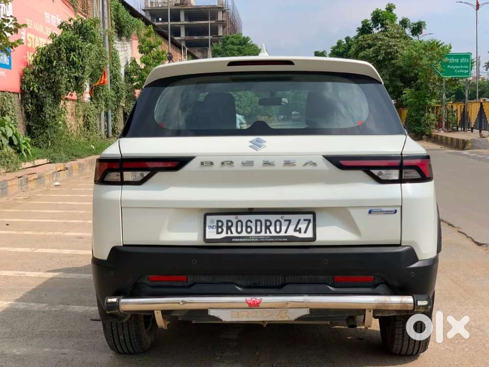 Maruti Suzuki Brezza Vxi At, 2024, Petrol