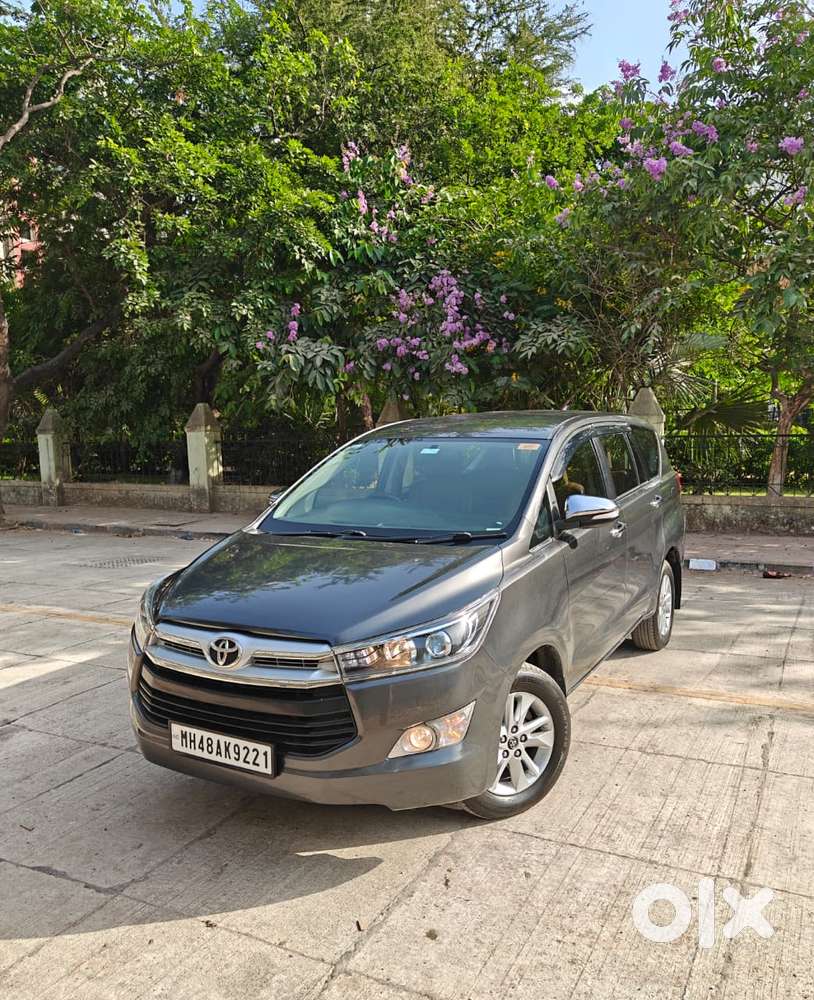 Toyota Innova Crysta 2.8 Zx At 7 Seater, 2017, Diesel