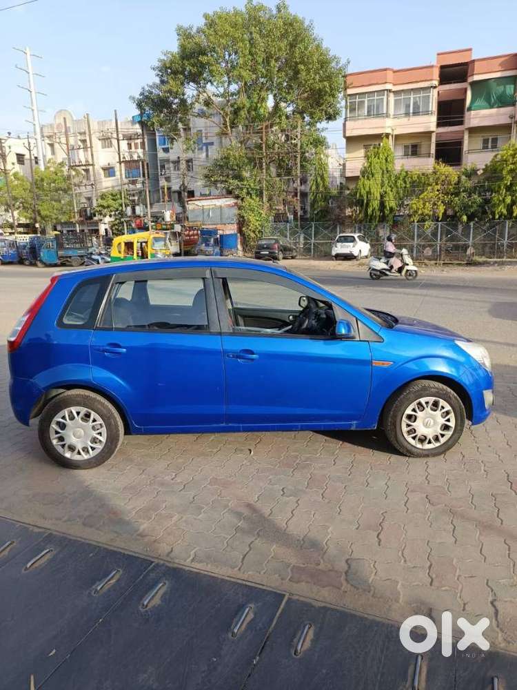 Ford Figo 1.2 Duratec Petrol Zxi, 2013