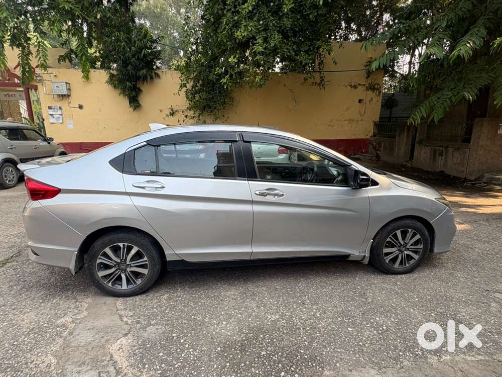 Honda City V Mt 2017