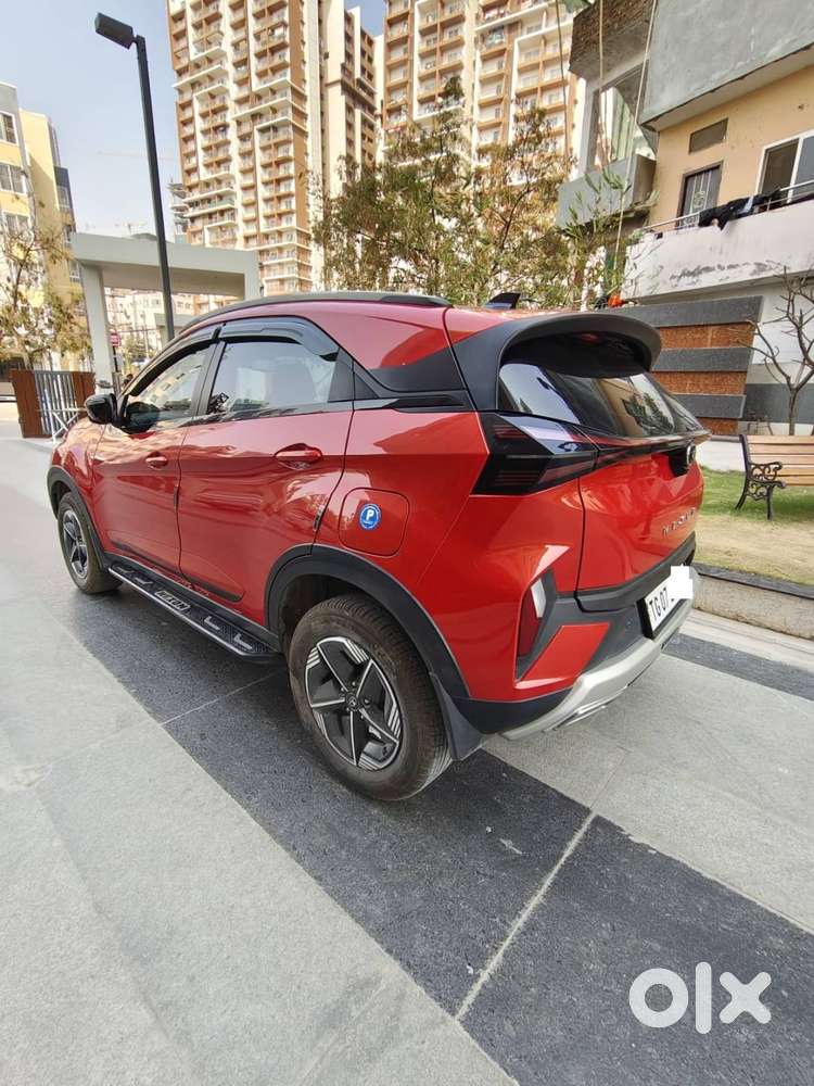 Tata Nexon Automatic (2024)