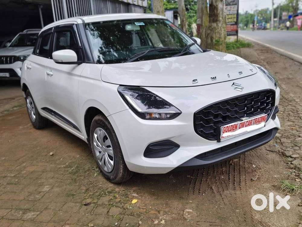 Maruti Suzuki Swift Vxi + Manual, 2025, Petrol