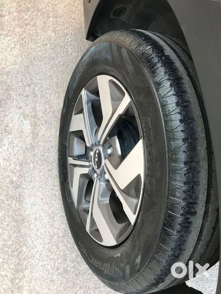Kia Sonet Petrol 2023