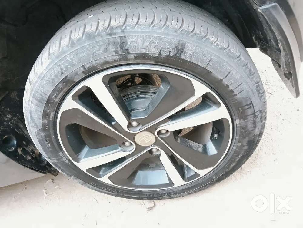 Tata Altroz 2020 Petrol Well Maintained