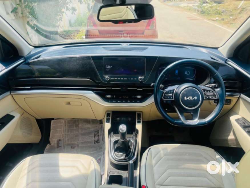 Kia Carens 1.5 Luxury Plus Diesel 6 Str, 2022, Diesel