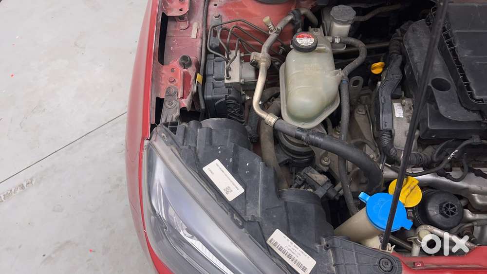Maruti Suzuki Vitara Brezza Zdi Plus, 2016, Diesel