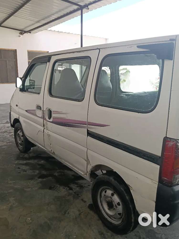 Maruti Suzuki Eeco 2016