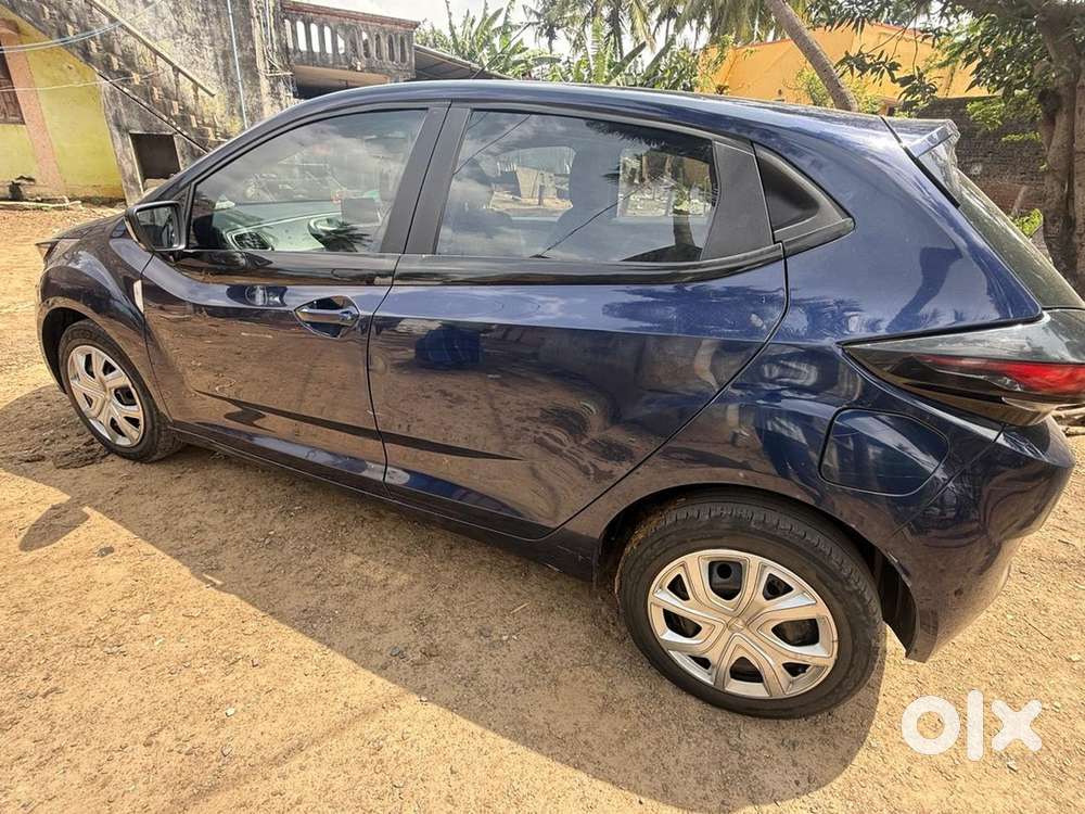 Tata Altoz Petrol Manual 2024 Model
