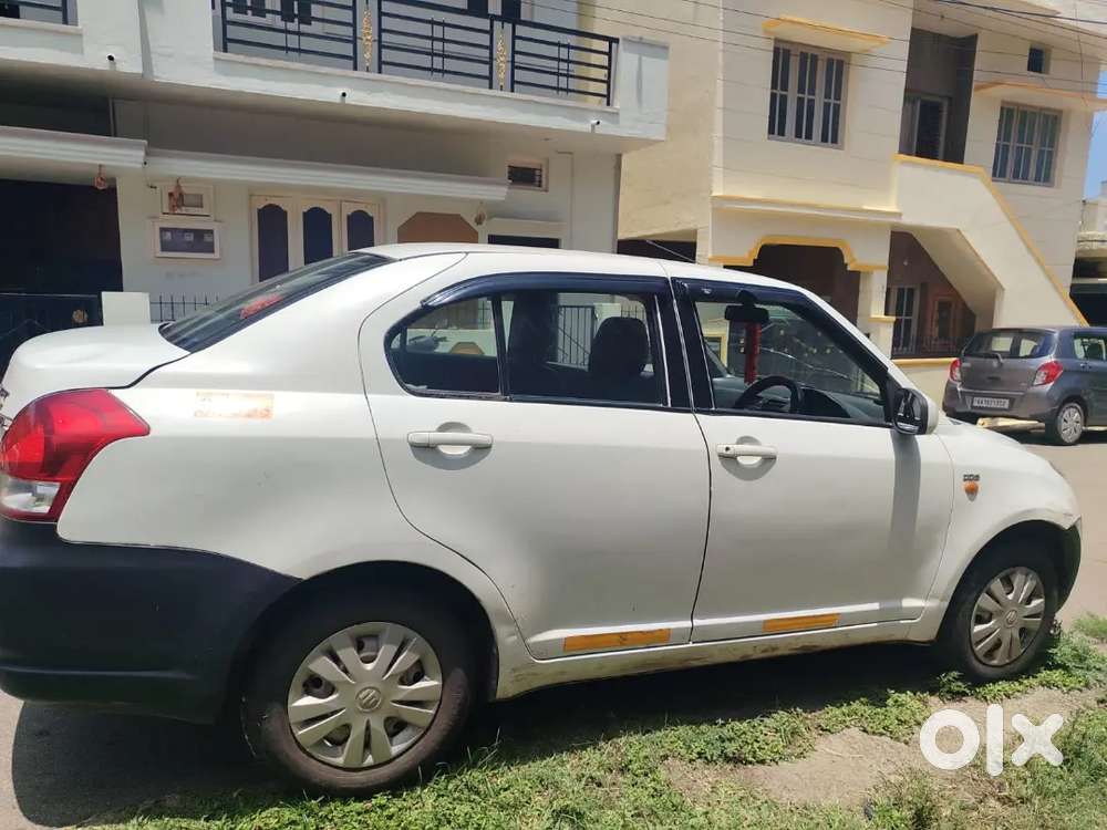 Maruti Suzuki Swift Dzire Tour 2016 Diesel 240000 Km Driven