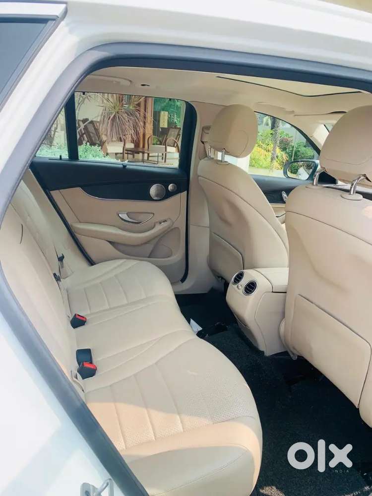 Mercedes-benz Glc 2022 Petrol 19965 Km Driven
