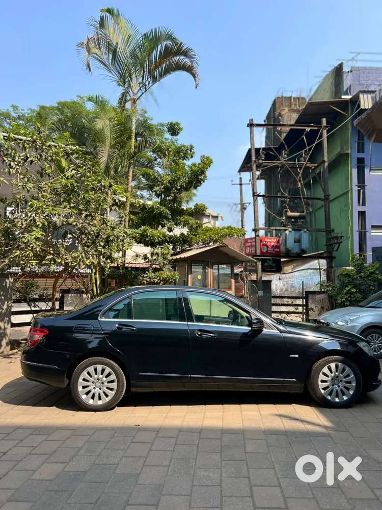 Mercedes-benz Class 2010 C200 Second Owner