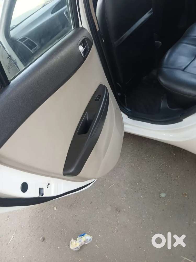 Hyundai I20 Sportz 1.4 Crdi, 2014, Diesel
