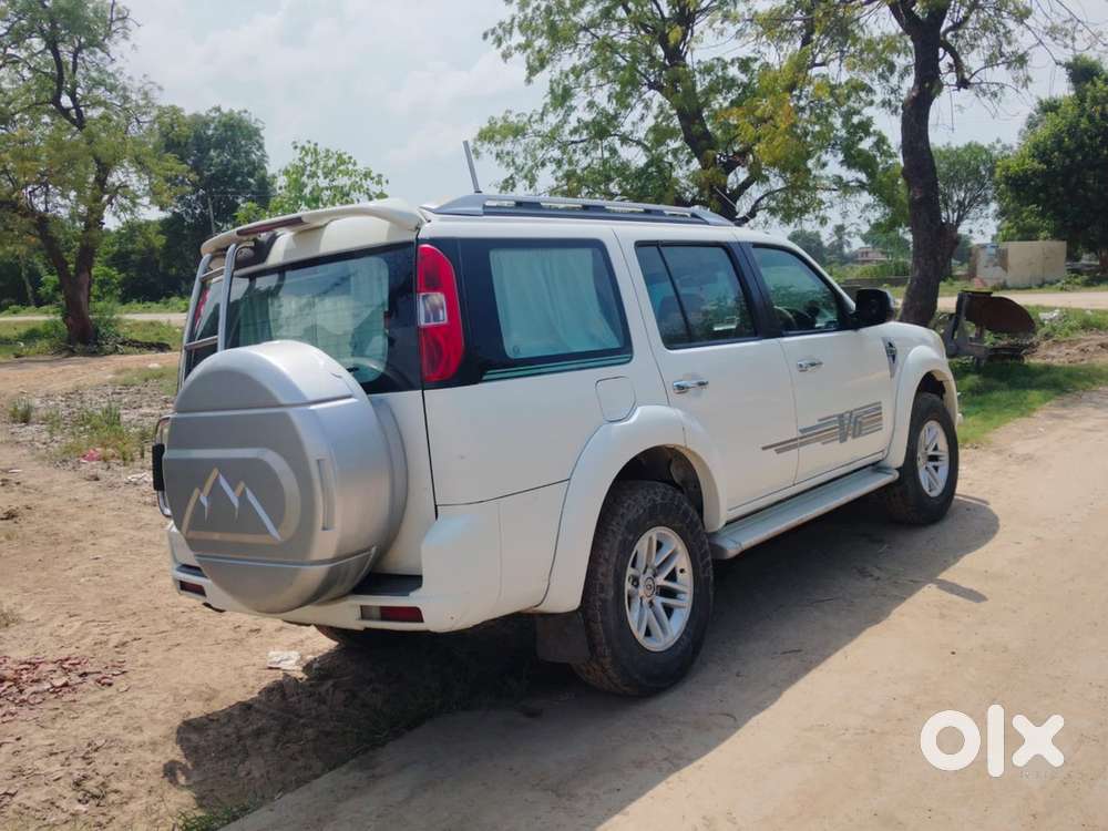 Ford Endeavour Diesel 2011