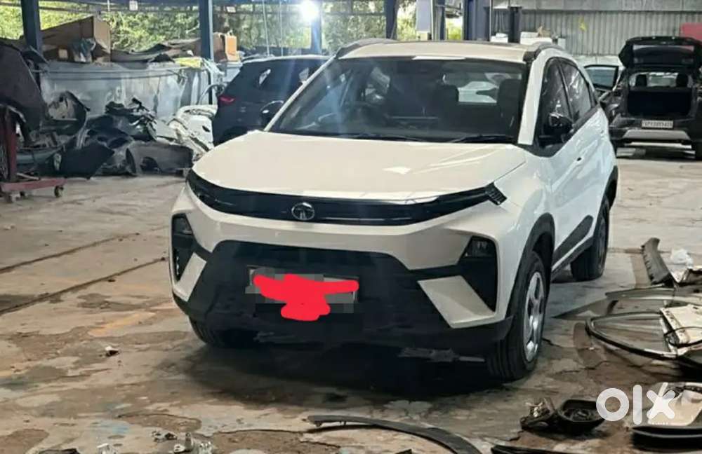 Tata Nexon Pure Plus 2025 With Sunroof
