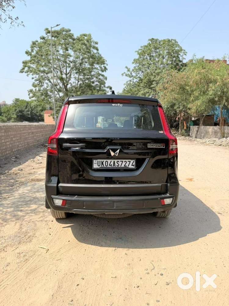 Scorpio N Z2 Petrol Black Colour