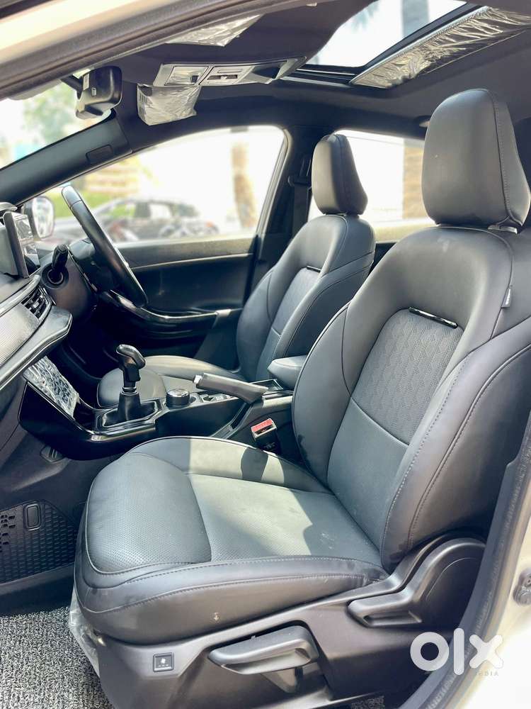 Tata Nexon Fearless Plus S 1.2 Revotron Petrol 6mt Dt, 2023, Petrol