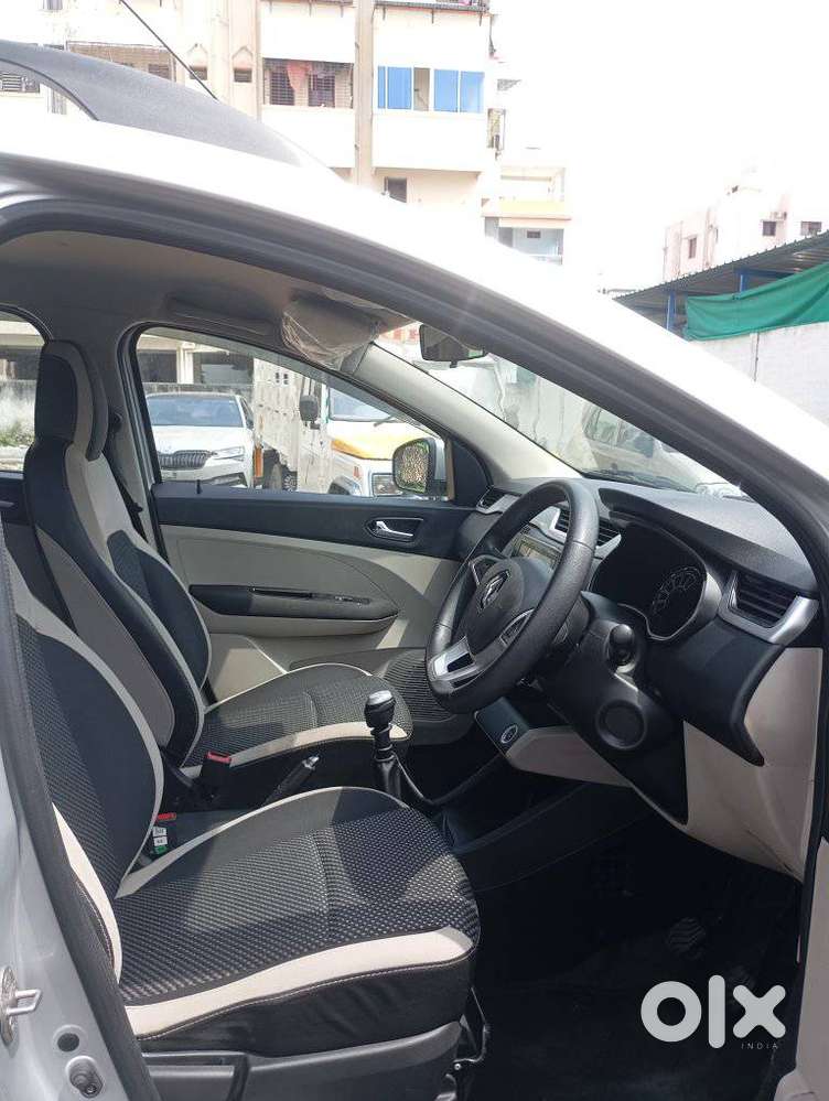 Renault Triber Rxz, 2020, Petrol