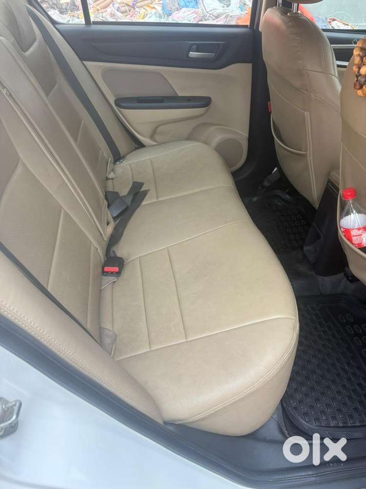 Honda Amaze 2023 Automatic Petrol Well Maintained Car