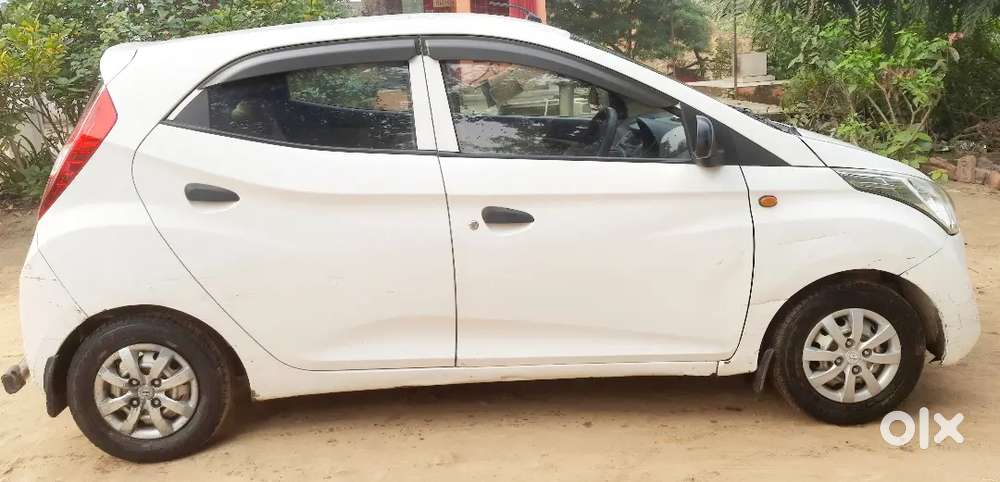Hyundai Eon 2016 Petrol 72115 Km Driven