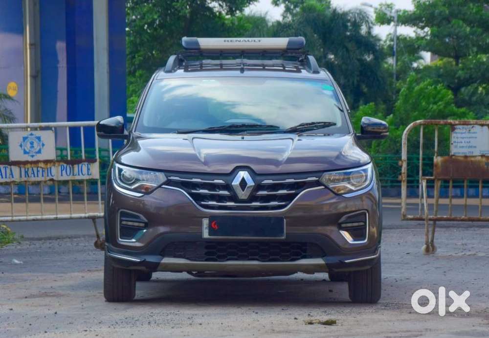 Renault Triber Rxz, 2023, Petrol