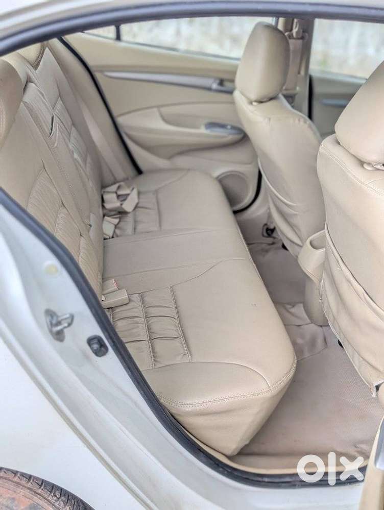 Honda City 1.5 E Mt, 2011, Petrol