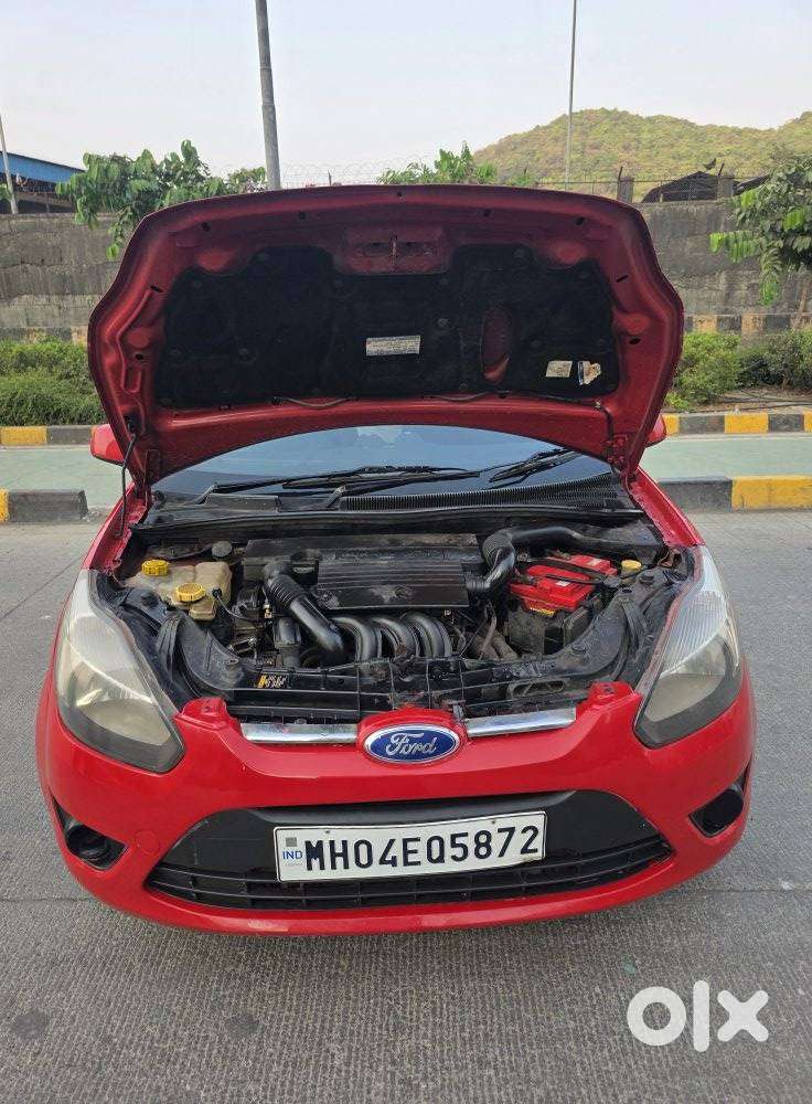Ford Figo 1.2p Titanium Mt, 2010, Petrol