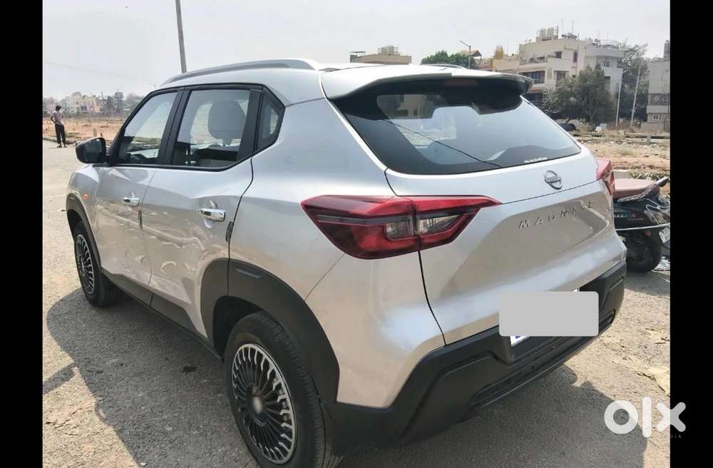 Nissan Magnite 2025 Petrol 1850 Km Driven