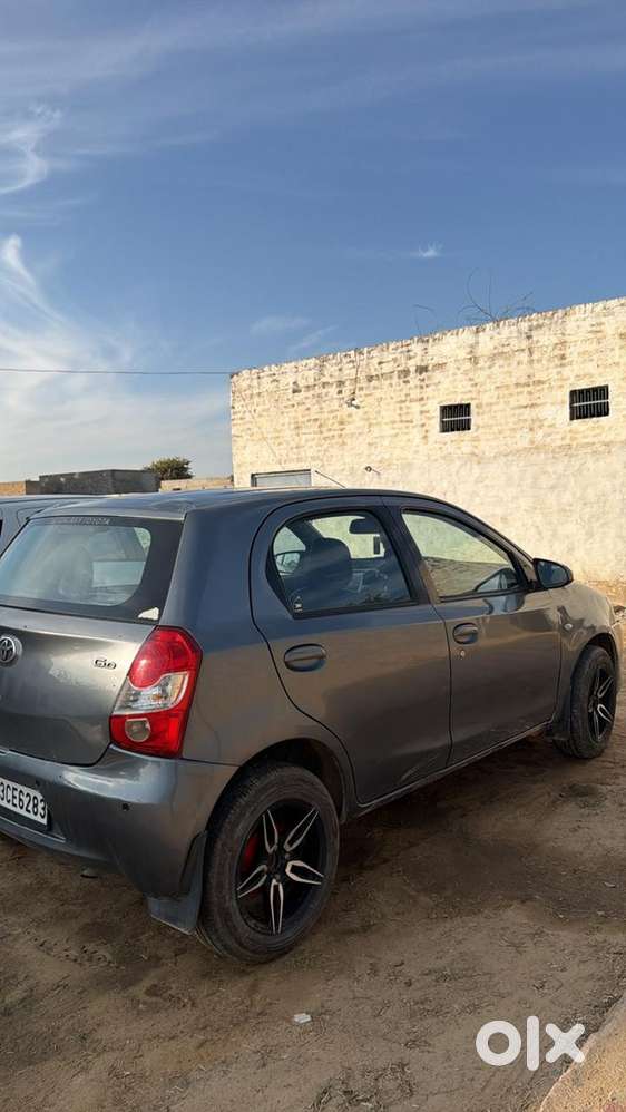 Toyota Etios Liva 2013 Diesel