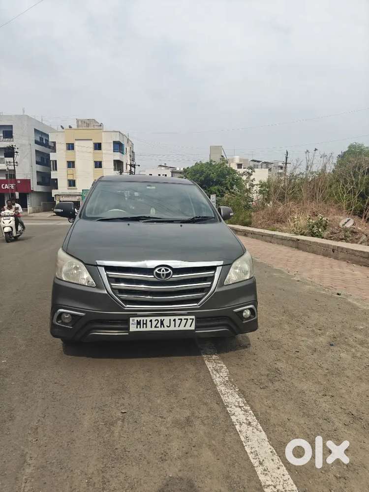 Toyota Innova 2013 Diesel Well Maintained