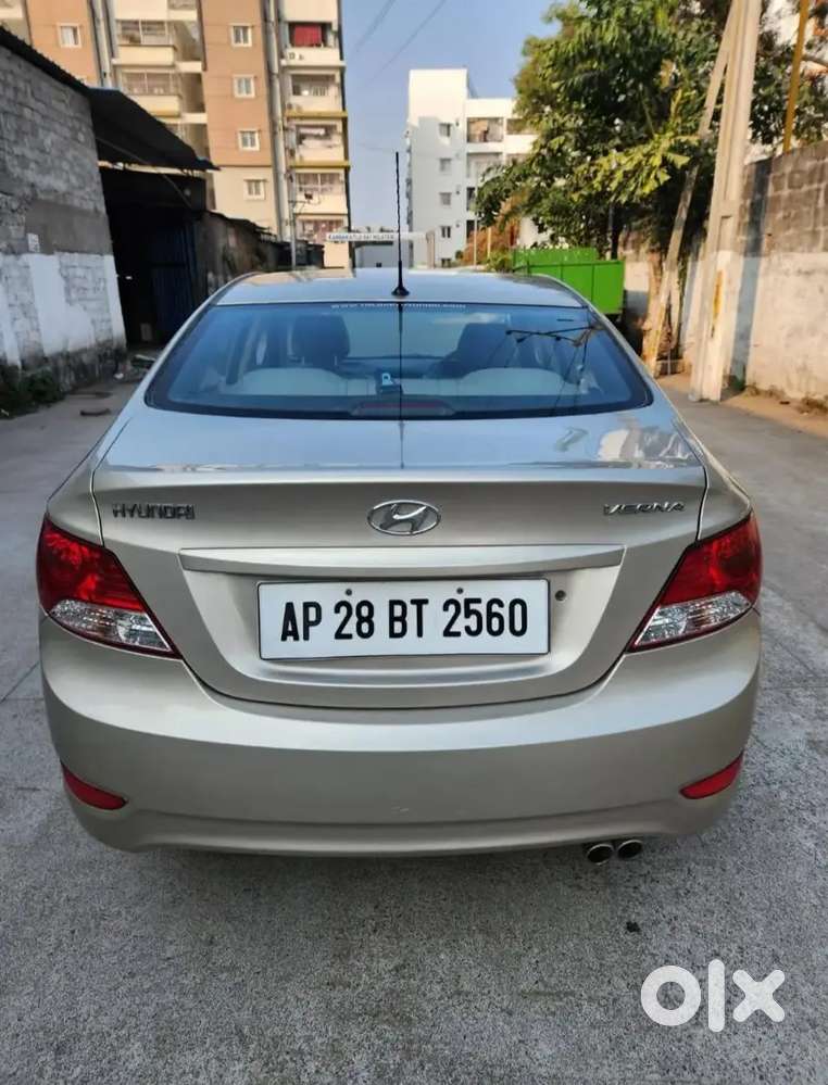 Hyundai Verna 2012 Petrol 85000 Km Driven