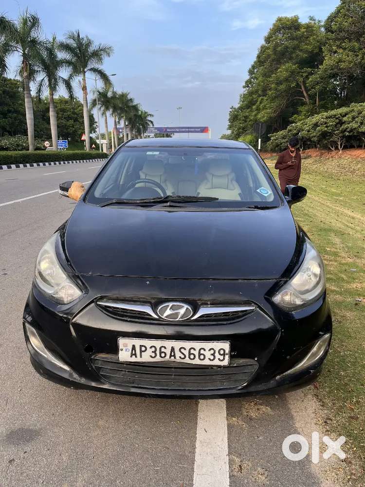 Hyundai Verna 1.6 S 2012