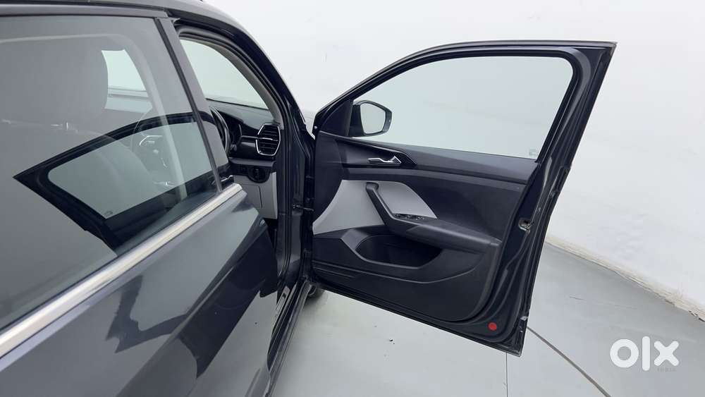 Skoda Kushaq Style 1.0l Tsi At, 2021, Petrol