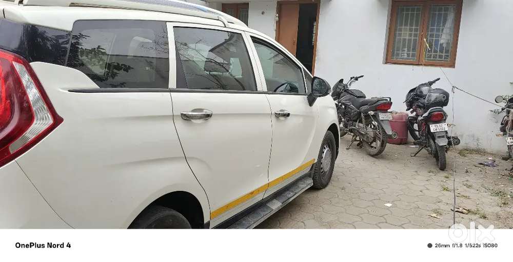 Mahindra Marazzo 2023 Diesel 103500 Km Driven