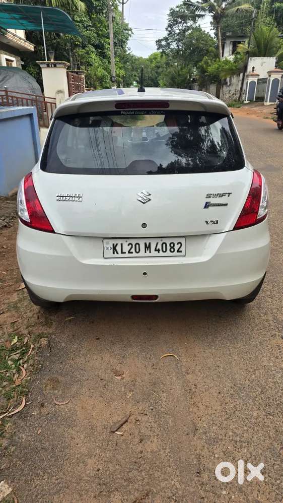 Maruti Swift Vxi Petrol 2017  Single Owner  Excellent Condition
