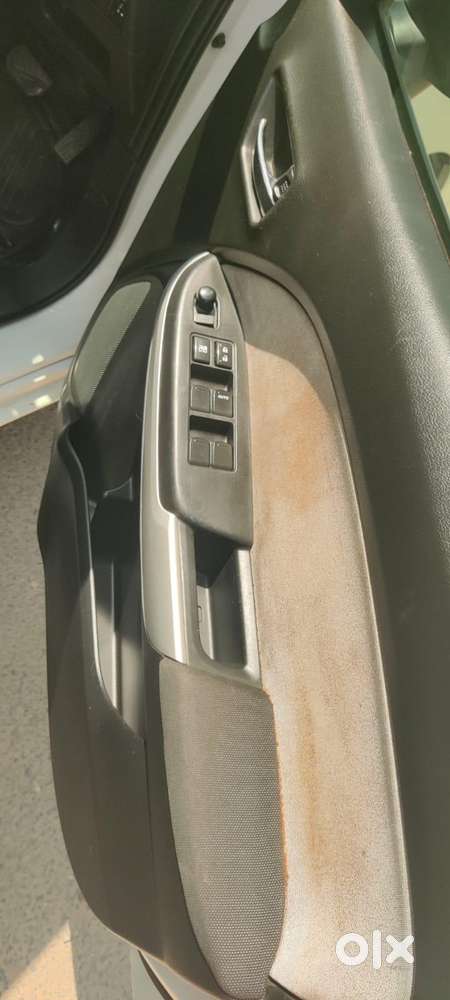 Maruti Suzuki Baleno 1.2 Cvt Zeta, 2017, Petrol