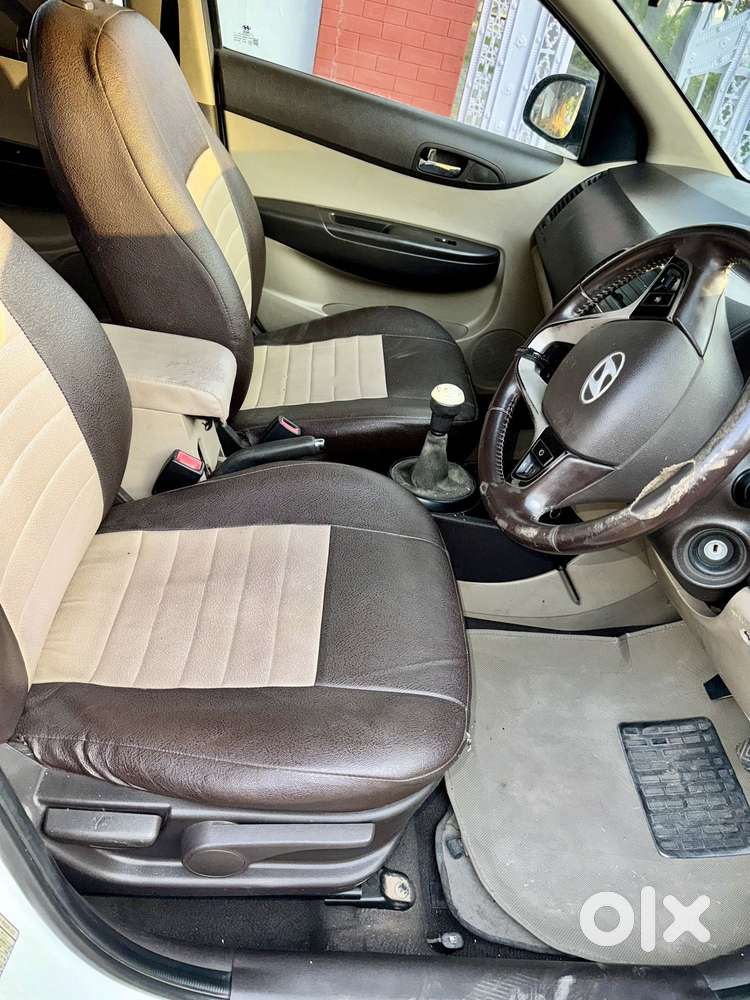 Hyundai I20 2015-2017 Asta Option 1.2, 2010, Petrol