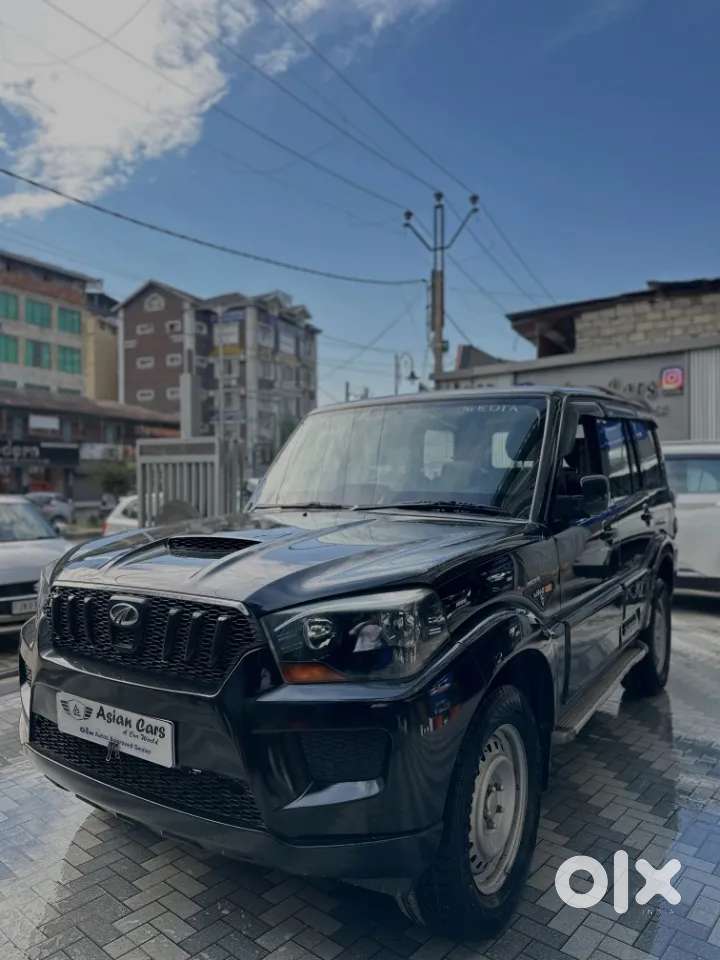Mahindra Scorpio, 2015, Diesel
