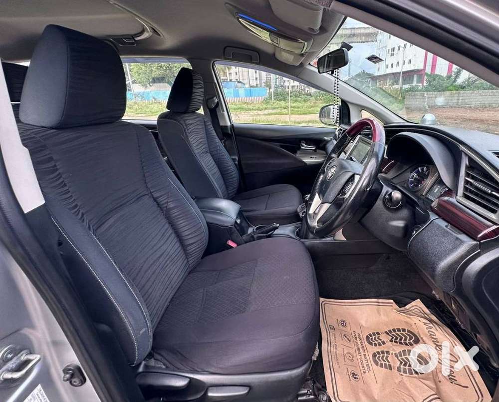 Toyota Innova Crysta 2.4 Vx Mt, 2017, Diesel