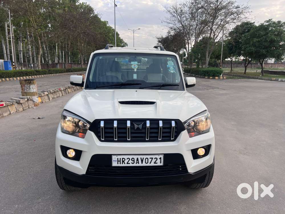 Mahindra Scorpio Classic, 2020, Diesel
