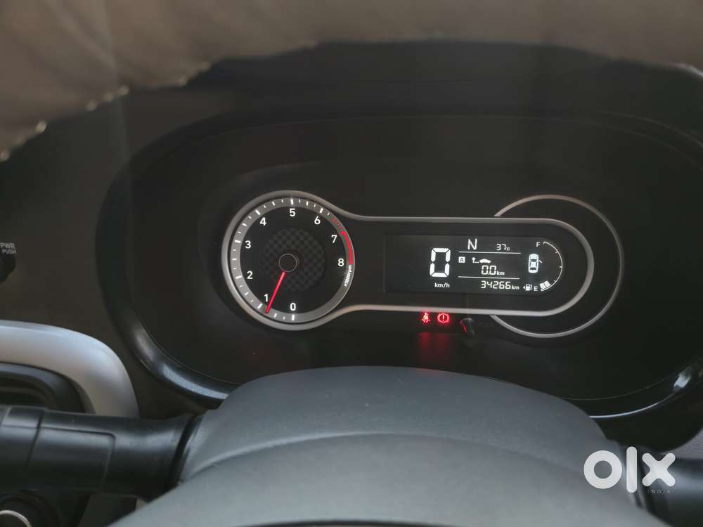 Hyundai Grand I10 Nios Amt Sportz, 2022, Petrol