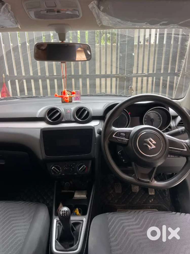 2023 Maruti Suzuki Swift Vxi 32000 Km
