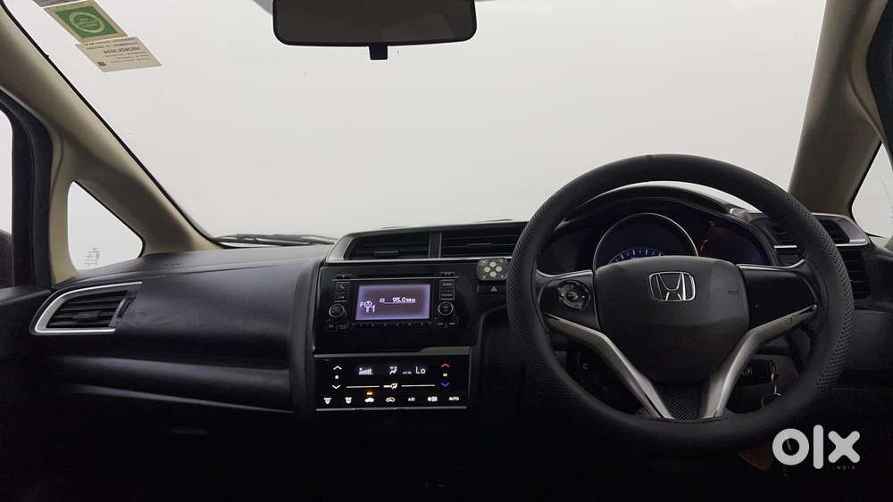 Honda Jazz [2020-2023] 1.2 V I-vtec Mt, 2017, Petrol