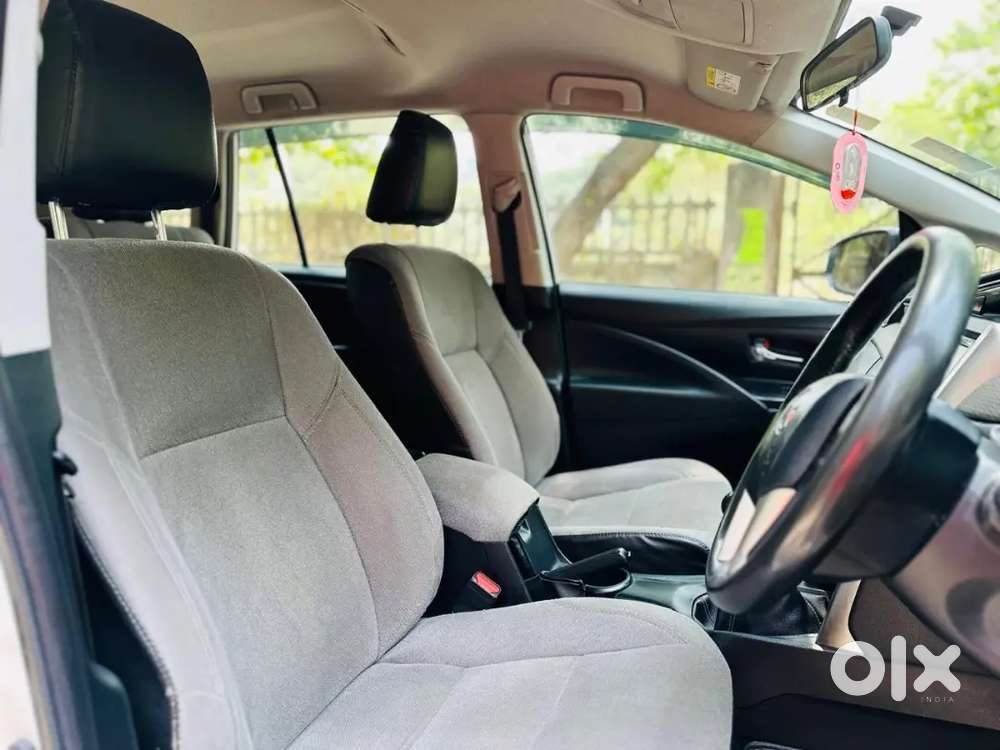 Toyota Innova Crysta 2018 Petrol 105000 Km Driven