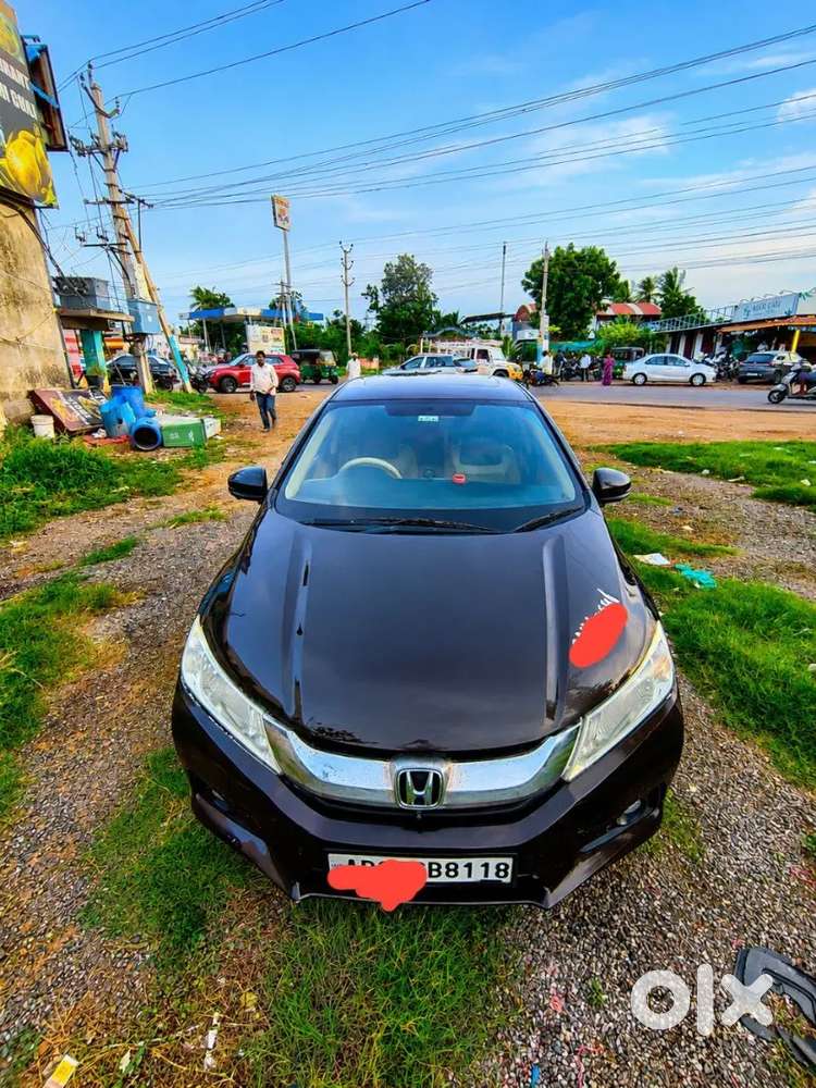 Honda City Vx 2015 Top End Sunroof 360camera