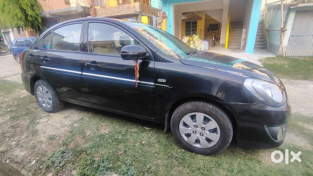 Car Hyundai Verna 2011 (price Negotiable)