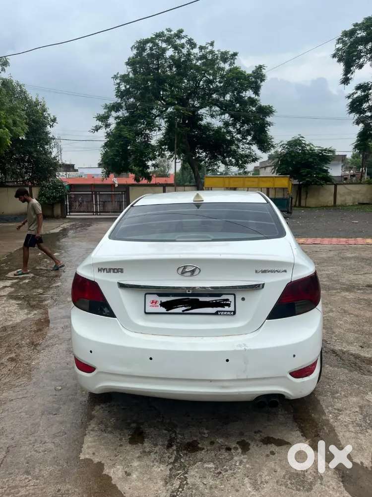 2012 Hyundai Verna Crdi