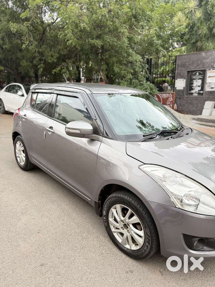 Maruti Suzuki Swift Ddis Zdi, 2012, Diesel
