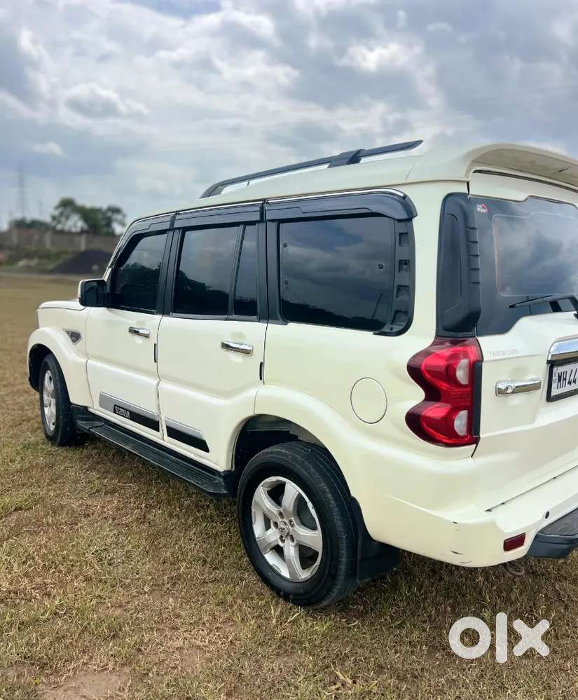 Mahindra Scorpio Classic 2021 1st