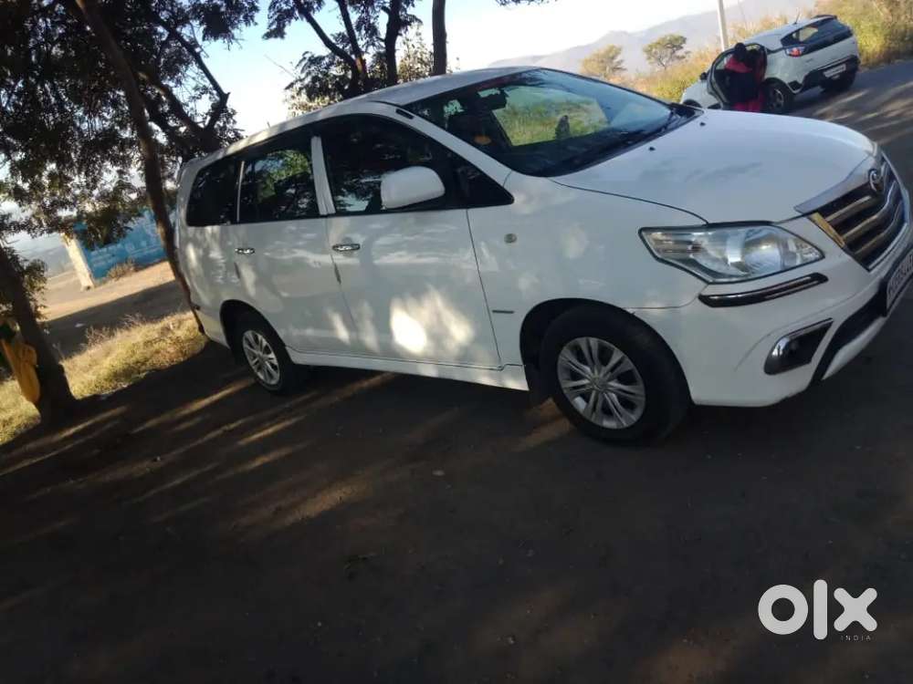 Toyota Innova 2013 Diesel Manual 3rd Owner