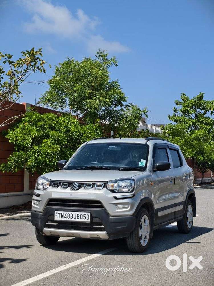 Maruti Suzuki S-presso Vxi, 2025, Petrol